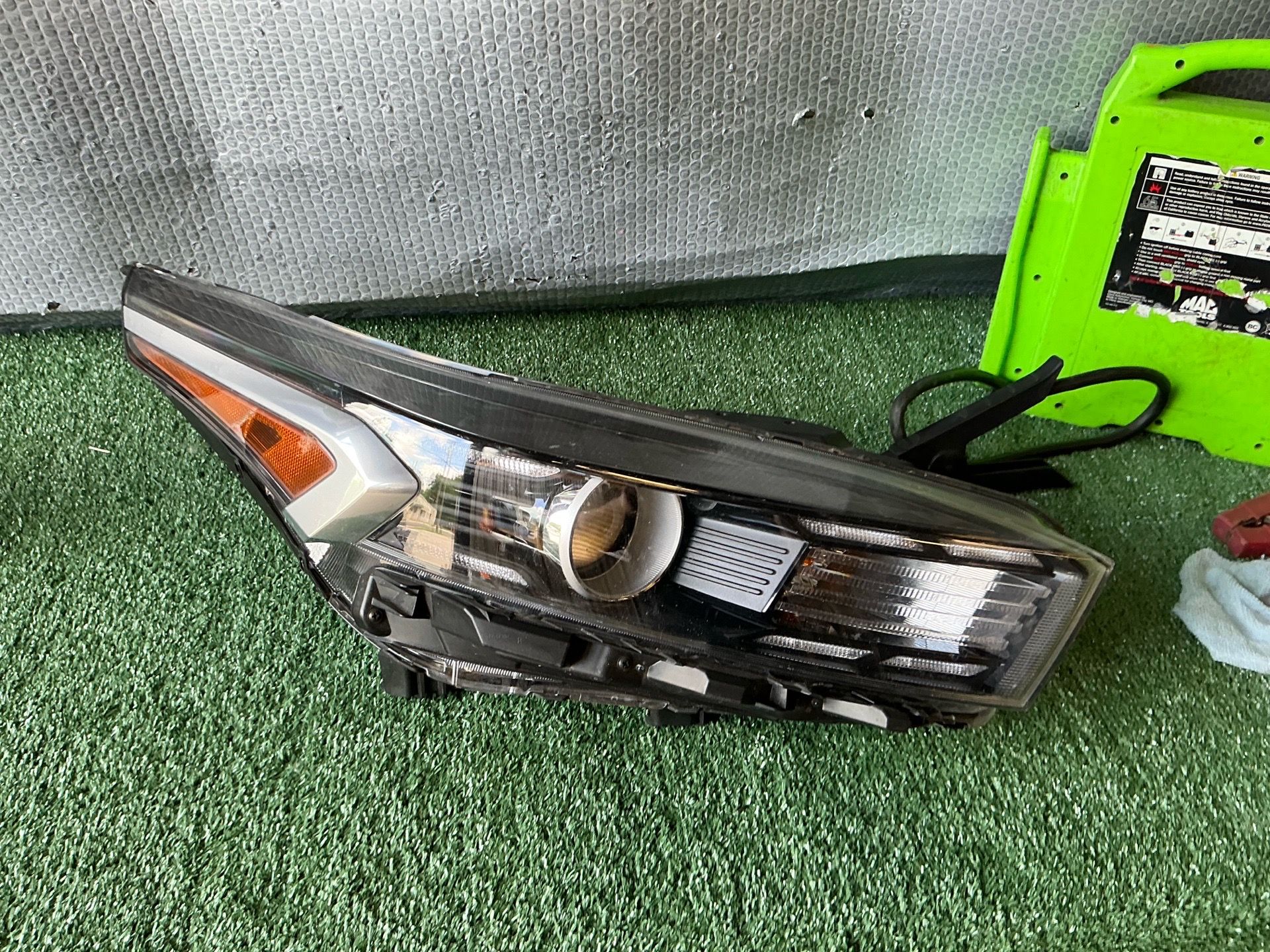 2022 2024 kia forte right side headlight oem halogen project with drl led