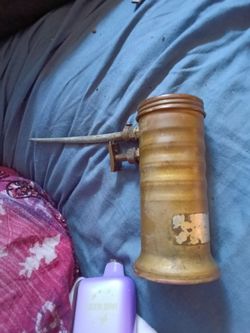 Vintage no66 Eagle brand oiler