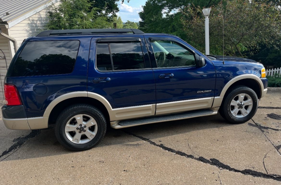 2005 Ford Explorer