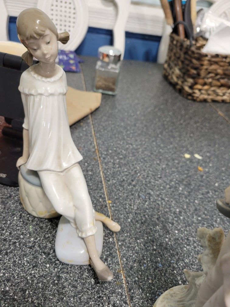 Lladro Statue