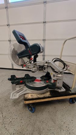 Bosch 12 dual bevel miter saw