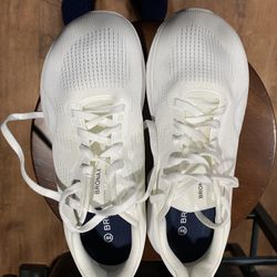 Bronsx Wide Toe Box Running Shoes Size 10  White Or Black - Must Pick Up In Trenton NJ
