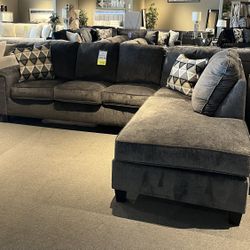 Grey 2PC Sectional