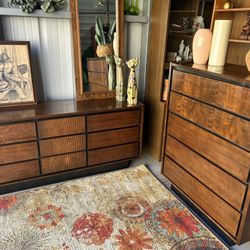 Mid Century Vintage Bedroom Dresser Set