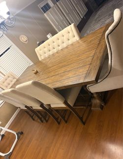 Dining room table