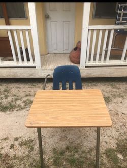 small desks for play or school projects , kids ect 