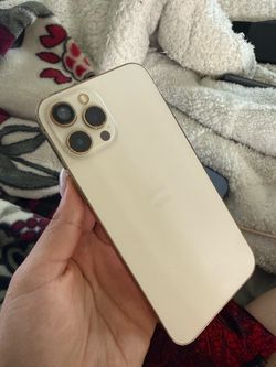 Iphone 12 pro max gold