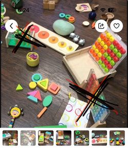 Lots of Montessori / Educational baby Toy- by Lovevery -