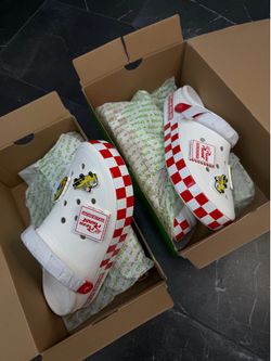 Toy Story pizza planet crocs men’s sizes