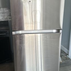 Stainless Top And Bottom Refrigerator Reduces 
