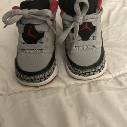 Nike Air Jordan Retro Colors Sz 4c