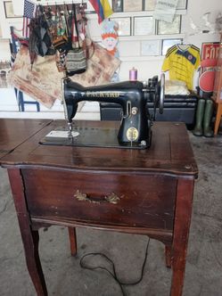 Antique Sewing Machine "Packard"