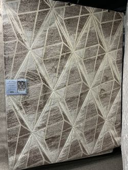 Daryl 6’6”x9’ Rug