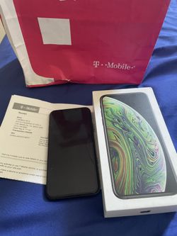 iPhone Xs 64gb UNLOCKED