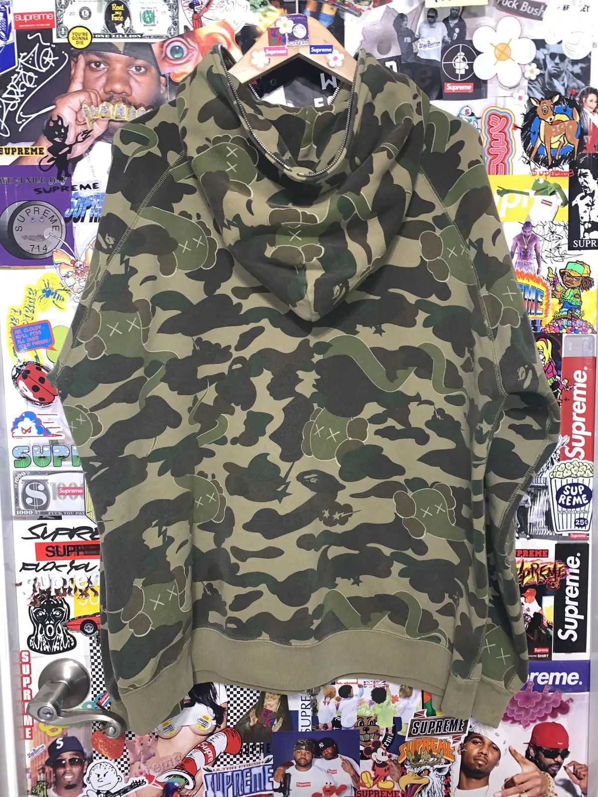 Bape X Kaws 1st Camo Bendy Full Zip Hoddie 