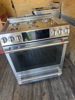 GE cafe stove