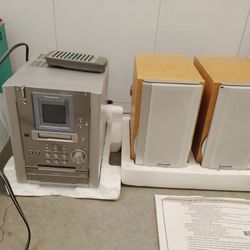Panasonic SC-PM25 Compact Stereo System with Original Box, Wrapping & Remote...
