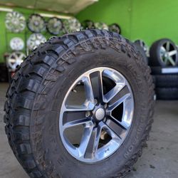 18 Inch Jeep Wheels 5/127 With Use Tires LT 35x12.50 R 18 