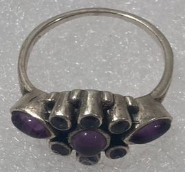 Vintage Sterling Silver Ring, 3 Purple Stones and 6 Clear Stones Design, Size 7 1/2, Nice Design, Quality, Jewelry, Accessory, Stamped 925, Clothing, 