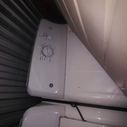 Whirlpool Washer And Dryer 