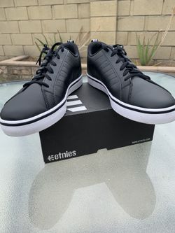 Brand new Adidas men’s size 10