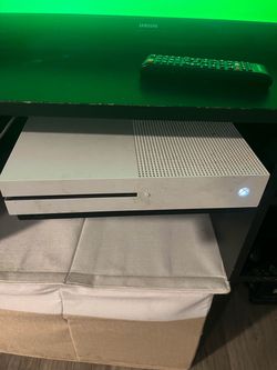 Microsoft Xbox One S Console