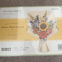 Wooden Flower Bouquet 
