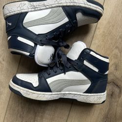 Boys Puma Sneakers
