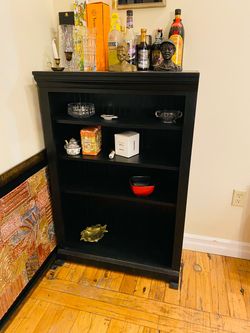 Vintage Antique Cupboard/Bookcase. Solid wood. Like new. Black color. Classic style. Great bargain. 32” x 48.5” x 14.5”. $69 OBO.