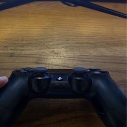PS4 Controller 