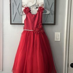 Beautiful Girls Dress For A 7 Or 8 Yr Old. Size 10