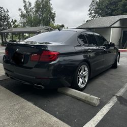 2011 BMW 550i