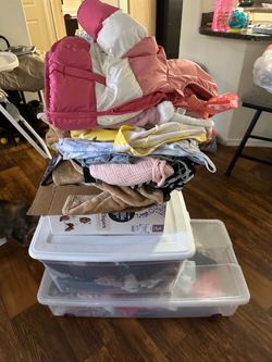 Girl clothes ranging from size 0-12 months