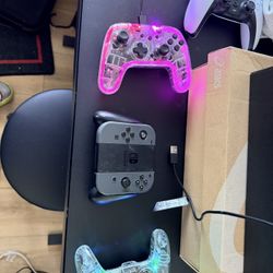 Nintendo Controllers Light Up 