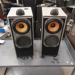 Vintage B&W DM7 Floor Speakers 