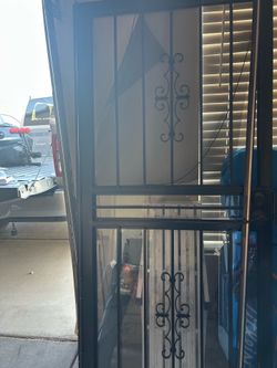 Screen door