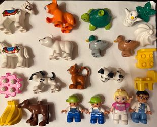 Lego Figurines and animals