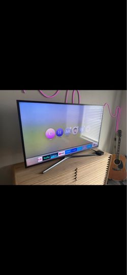 Samsung 40” smart tv