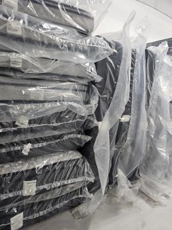 🔥 50–80% Off Name-Brand Mattresses – St. Pete’s #1 Sleep Deal!
