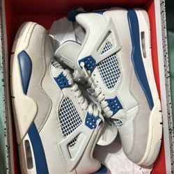 JORDAN 4’S