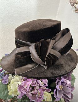 BROWN FASHION HAT with Bow $15.00