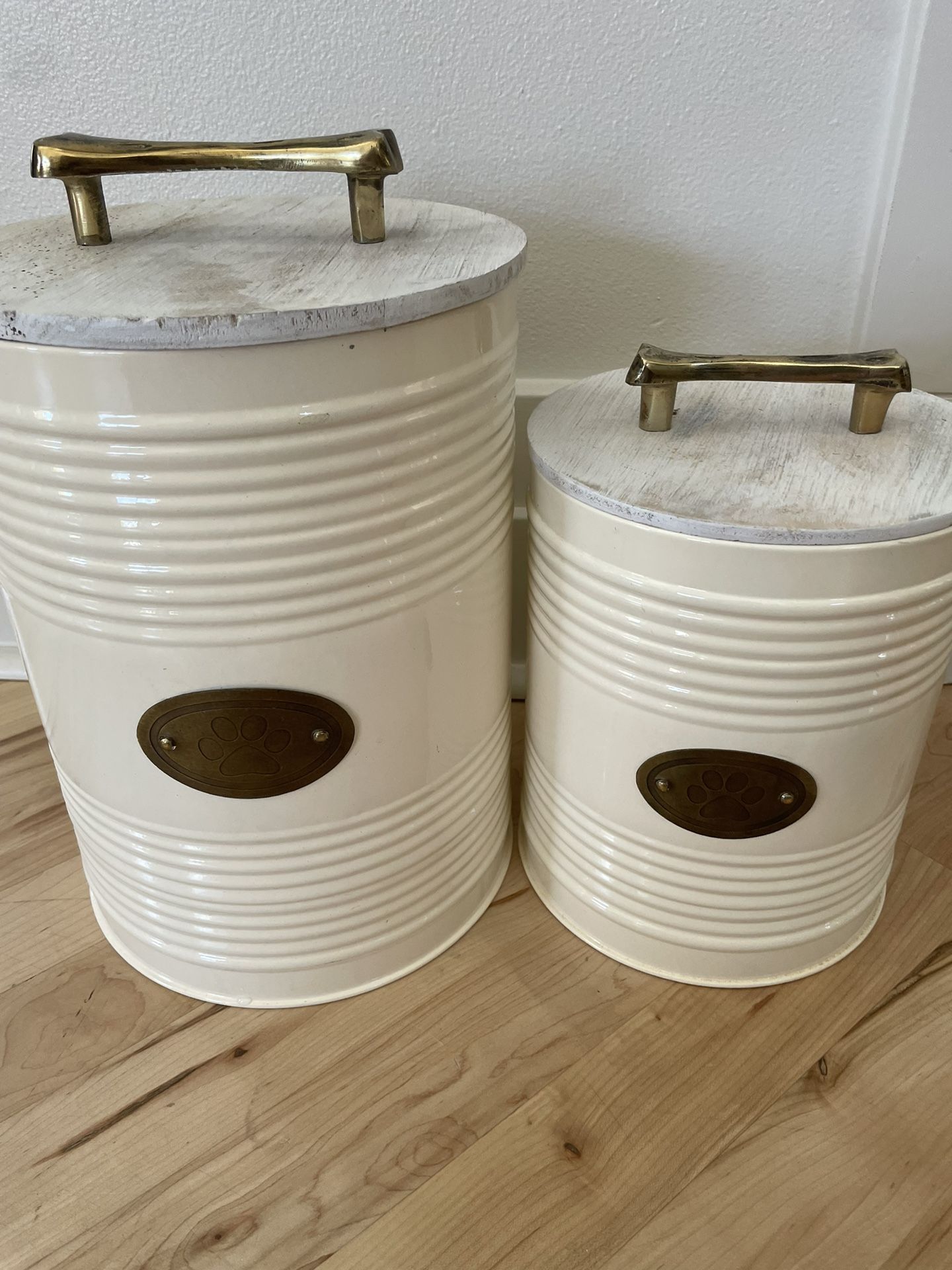 Metal And Wood Pet Food Containers