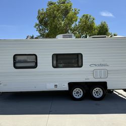 1995 Chateau Fleetwood