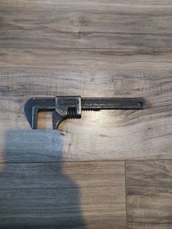 Ford Wrench