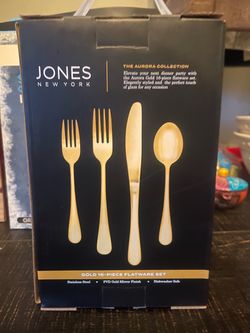 Gold 16-Piece flatware set
