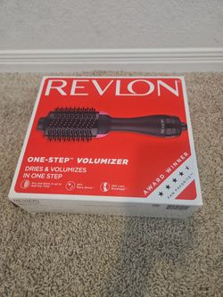 Revlon One-Step Volumizer – Hair Dryer & Volumizing Brush