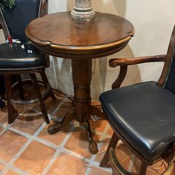 Bar Table And Chairs 