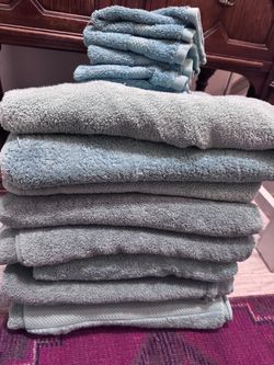 Lots of Cotton Towels - Soft & Pretty New