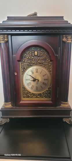 Vintage Style Antique Clocks 