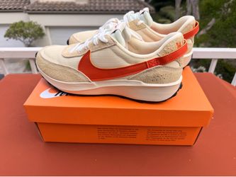 Women’s Waffle Debut Vintage Nike Shoes